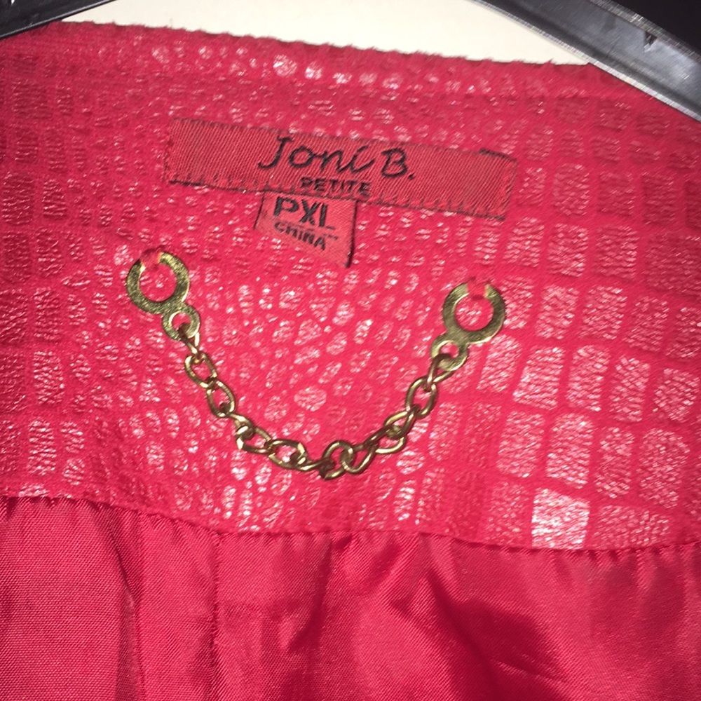 Red leather jacket - Picture 3 of 3